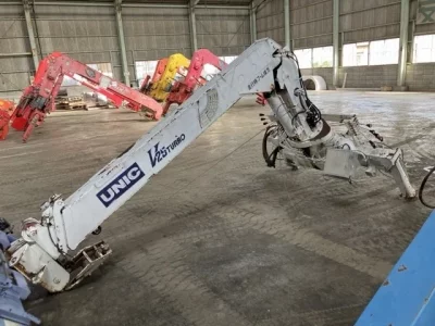 OTHERS UNIC CRANE