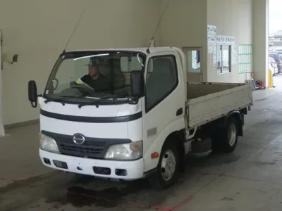 Hino DUTRO