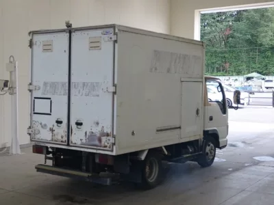 Isuzu ELF