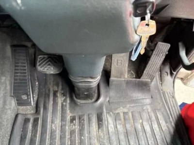 Nissan TRUCK
