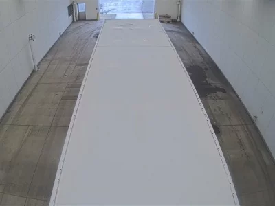 Nissan TRUCK