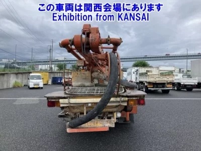 Isuzu TRUCK