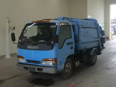 Isuzu ELF