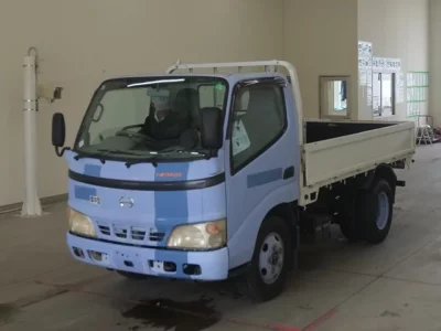 Hino DUTRO