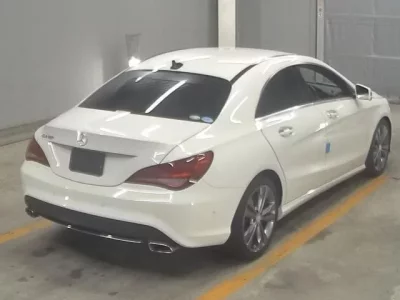 Mercedes-Benz CLA CLASS