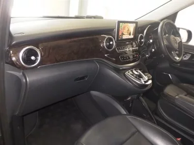 Mercedes-Benz V CLASS