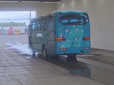 Mitsubishi BUS