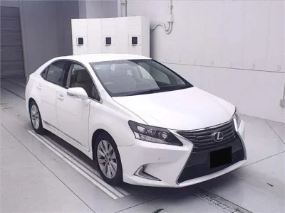 Lexus HS