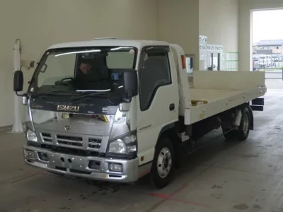 Isuzu ELF