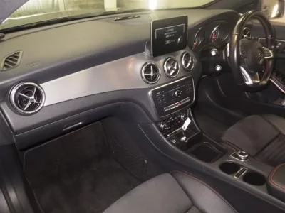 Mercedes-Benz CLA CLASS