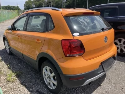 Volkswagen CROSS POLO