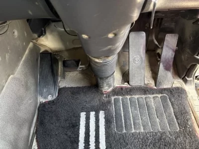 Nissan TRUCK