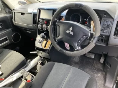 Mitsubishi DELICA D5