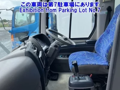 Hino BUS