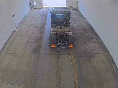 Nissan TRUCK