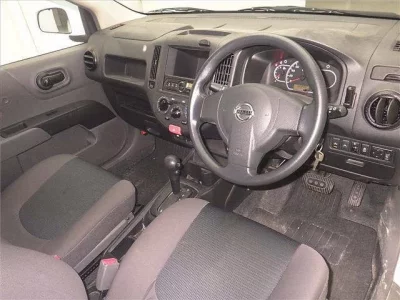 Nissan AD