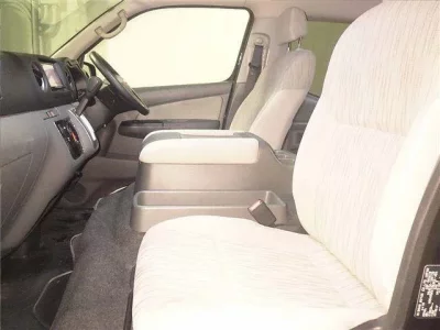 Nissan CARAVAN BUS