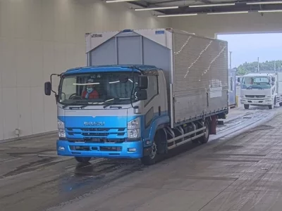 Isuzu FORWARD