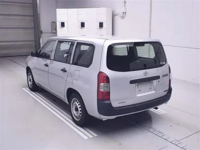 Toyota SUCCEED