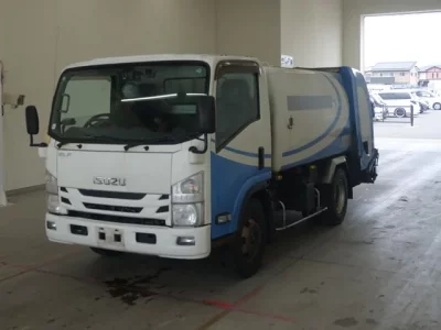 Isuzu ELF