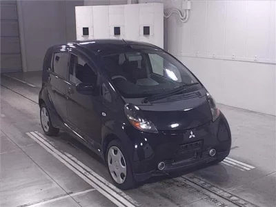 Mitsubishi I