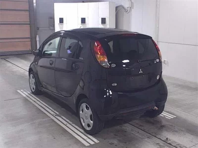 Mitsubishi I