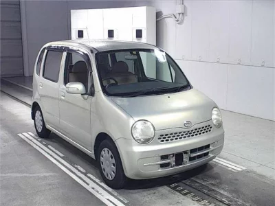 Daihatsu MOVE LATTE