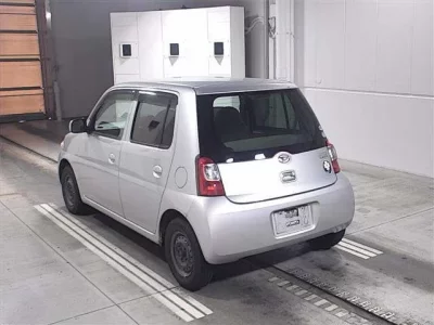 Daihatsu Esse