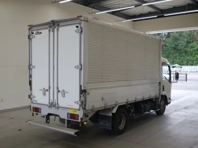 Isuzu ELF