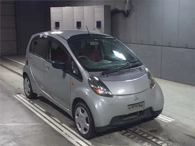 Mitsubishi I