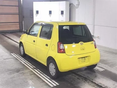 Daihatsu Esse