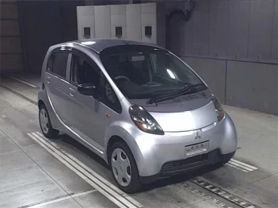 Mitsubishi I