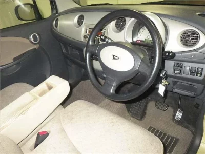 Daihatsu MOVE LATTE