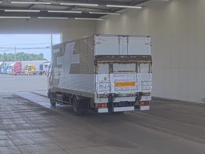 Mitsubishi FUSO FIGHTER