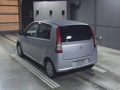Daihatsu MIRA