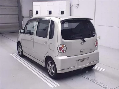 Daihatsu MOVE LATTE