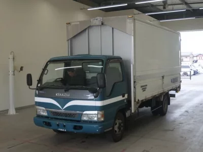 Isuzu ELF