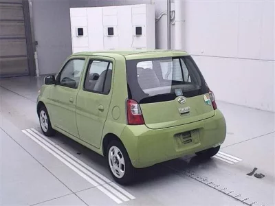 Daihatsu Esse