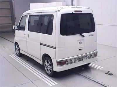 Daihatsu Atrai Wagon