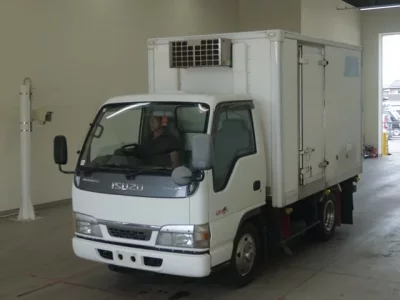 Isuzu ELF
