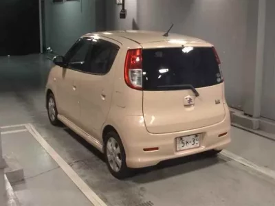 Suzuki MRWAGON