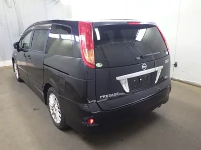 Nissan PRESAGE