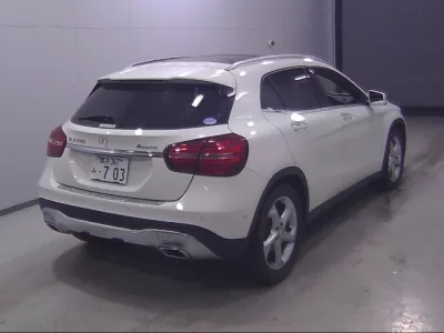 Mercedes-Benz GLA CLASS