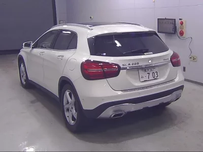 Mercedes-Benz GLA CLASS