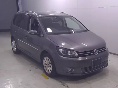 Volkswagen GOLF TOURAN
