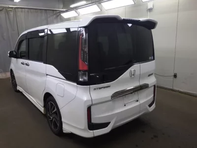 Honda STEP WAGON