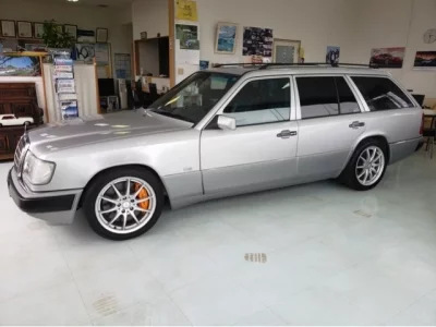 Mercedes-Benz E CLASS WAGON