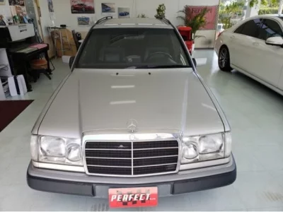 Mercedes-Benz E CLASS WAGON