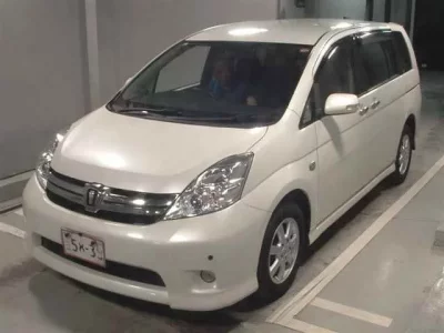 Toyota ISIS