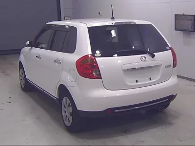 Mazda VERISA